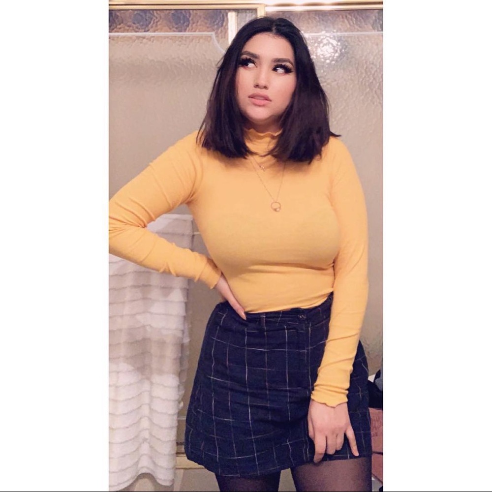 Meet your Posher, Rubi